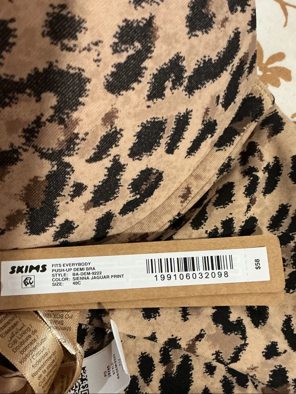 SKIMS fits everybody push up Demi bra Sienna Jaguar Print size 40C NWT
